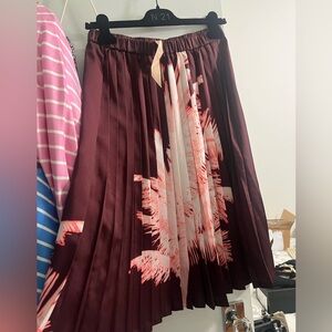 Chic Burgundy Pleated Skirt with Floral Design